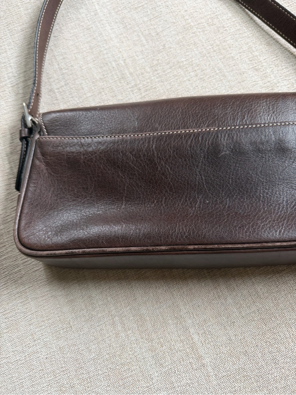 Vintage Y2K COACH Hamptons East West Dark Brown Baguette Bag. - Picture 6 of 12